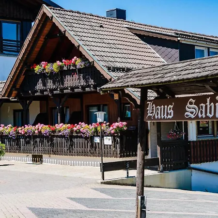Nr 2 Im Haus Sabine *